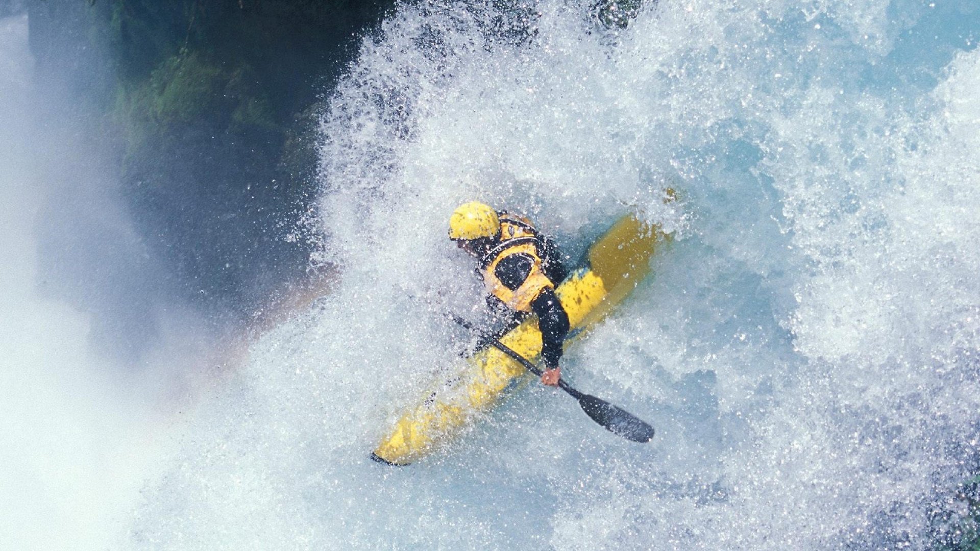 CBA比赛现场氛围十分热烈